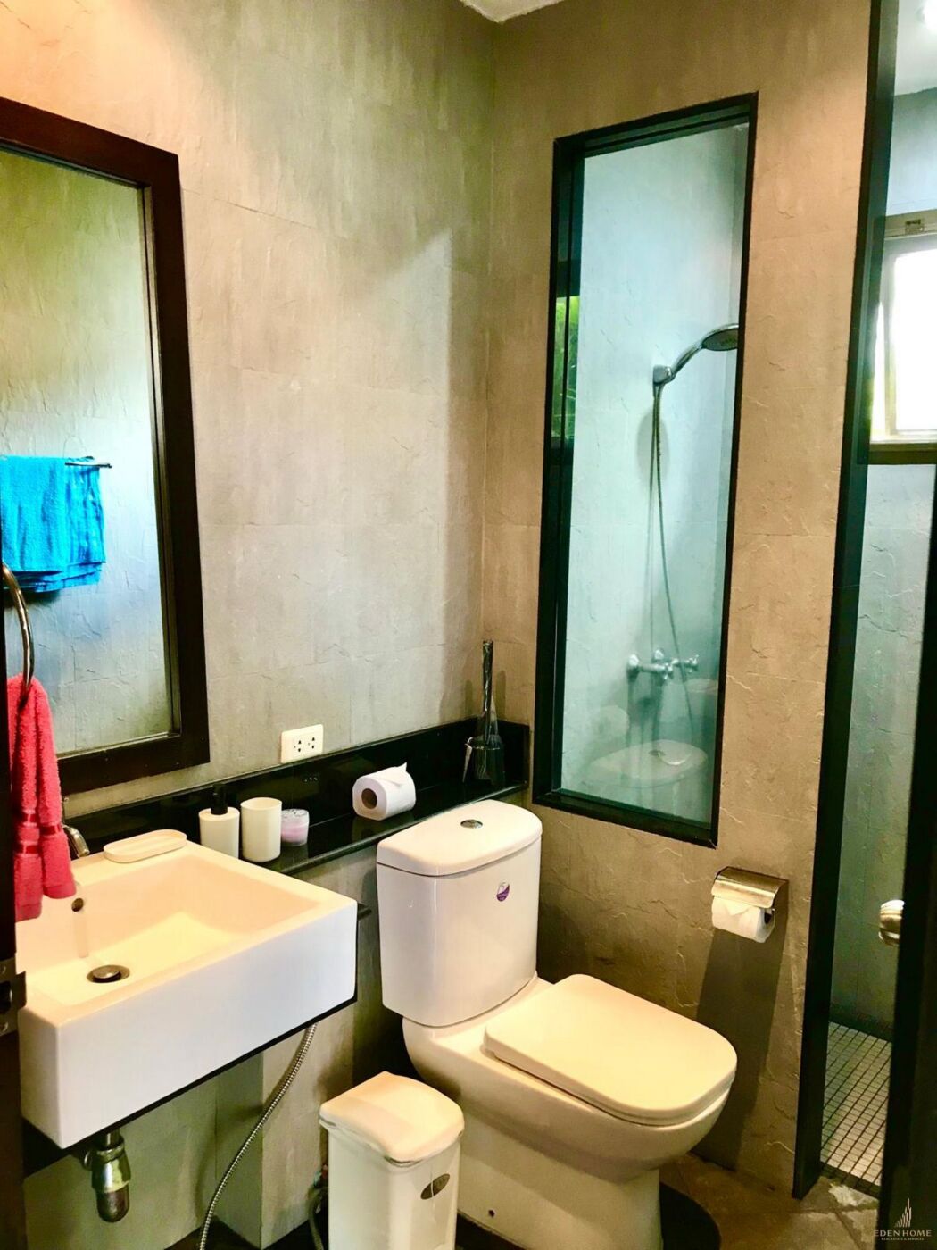 Private pool villa for rent at Rawai
