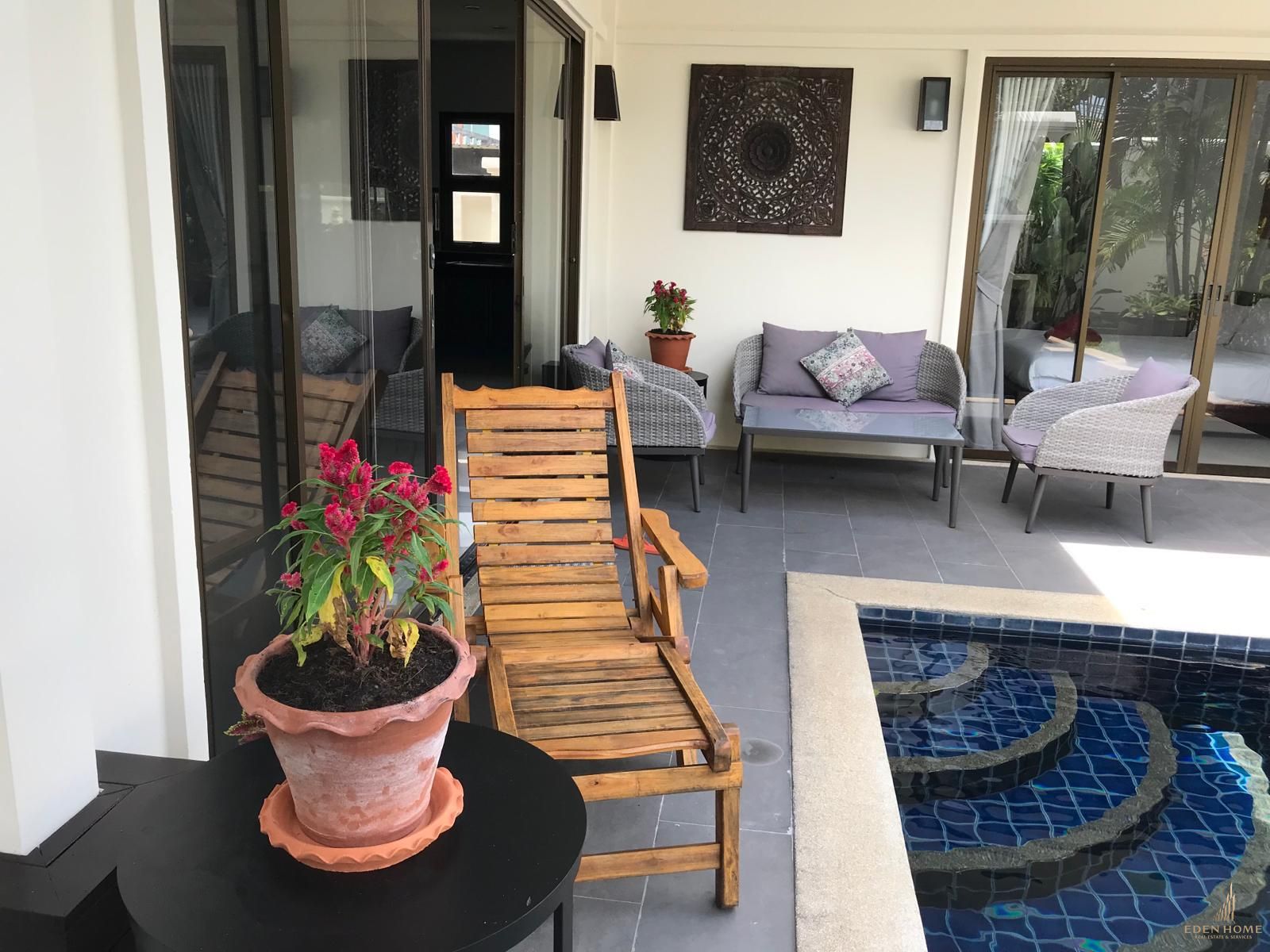 Private pool villa for rent at Rawai