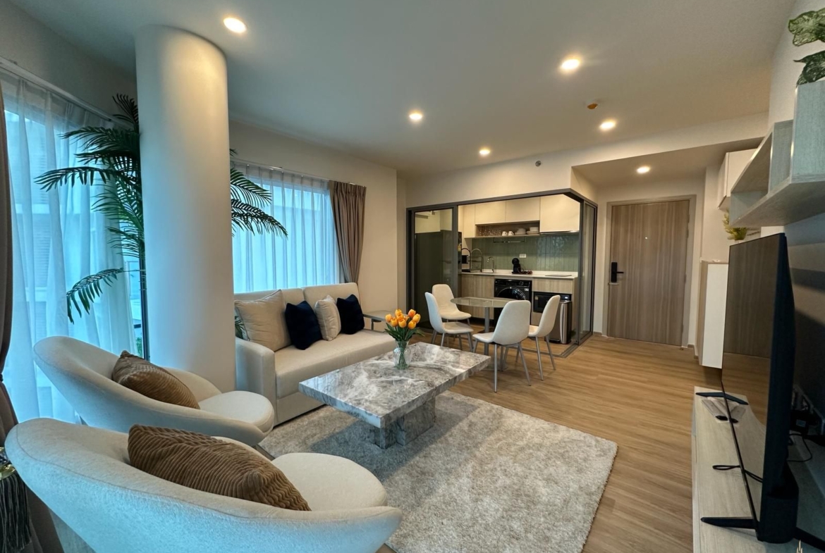 2 bedroom condo for rent at Phuket town