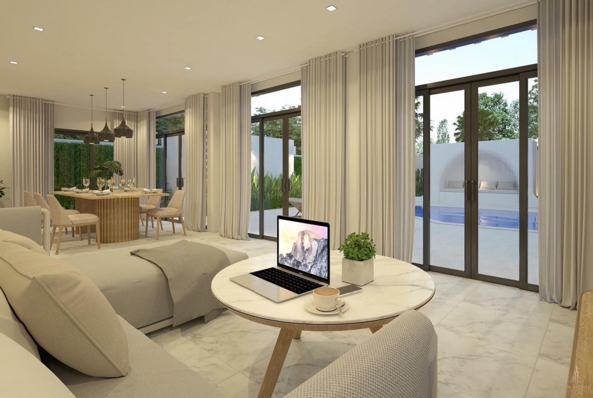 Brand new pool villa for sale at Thalang