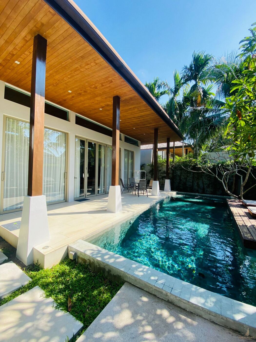 Luxury villa for rent at Thalang