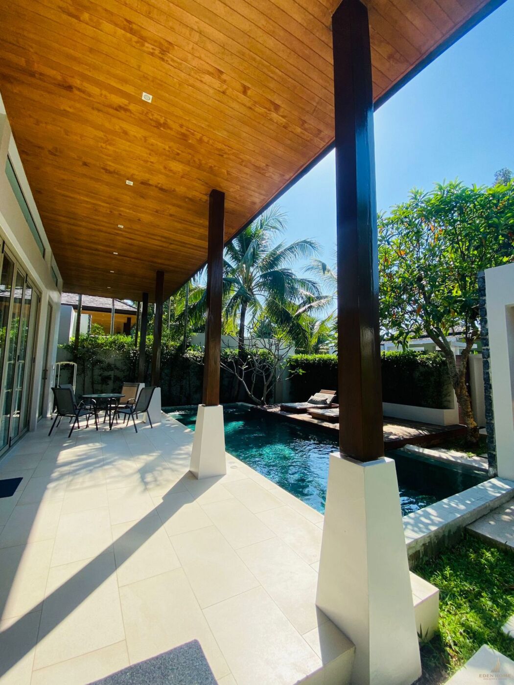 Luxury villa for rent at Thalang