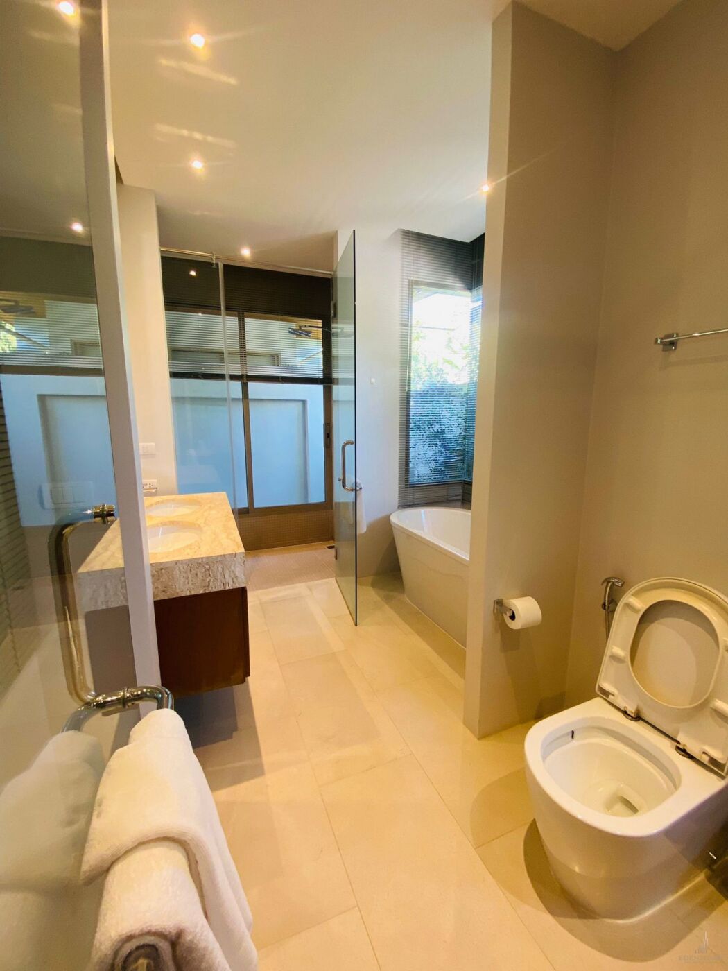 Luxury villa for rent at Thalang