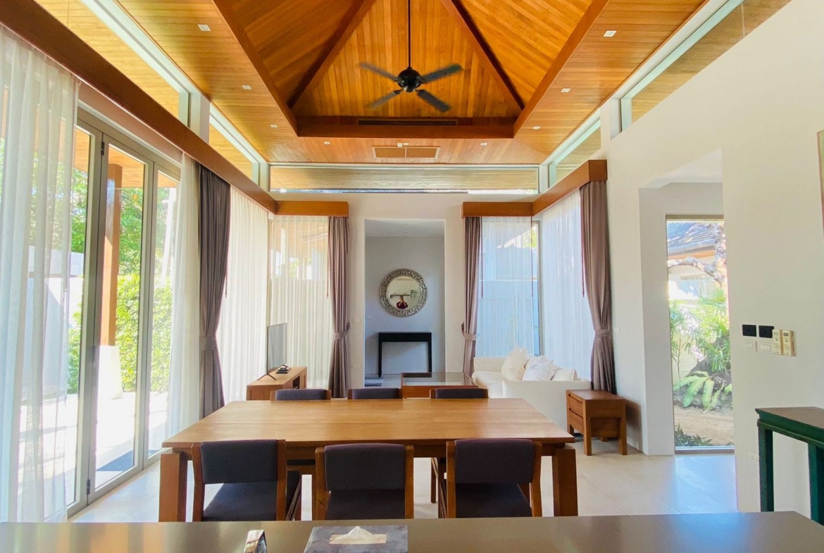 Luxury villa for rent at Thalang