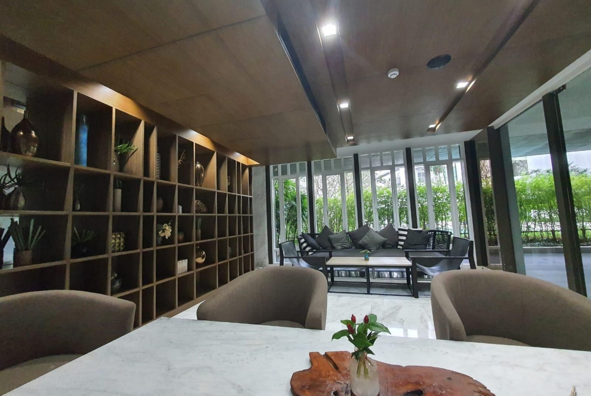 1-bedroom condominium at Central
