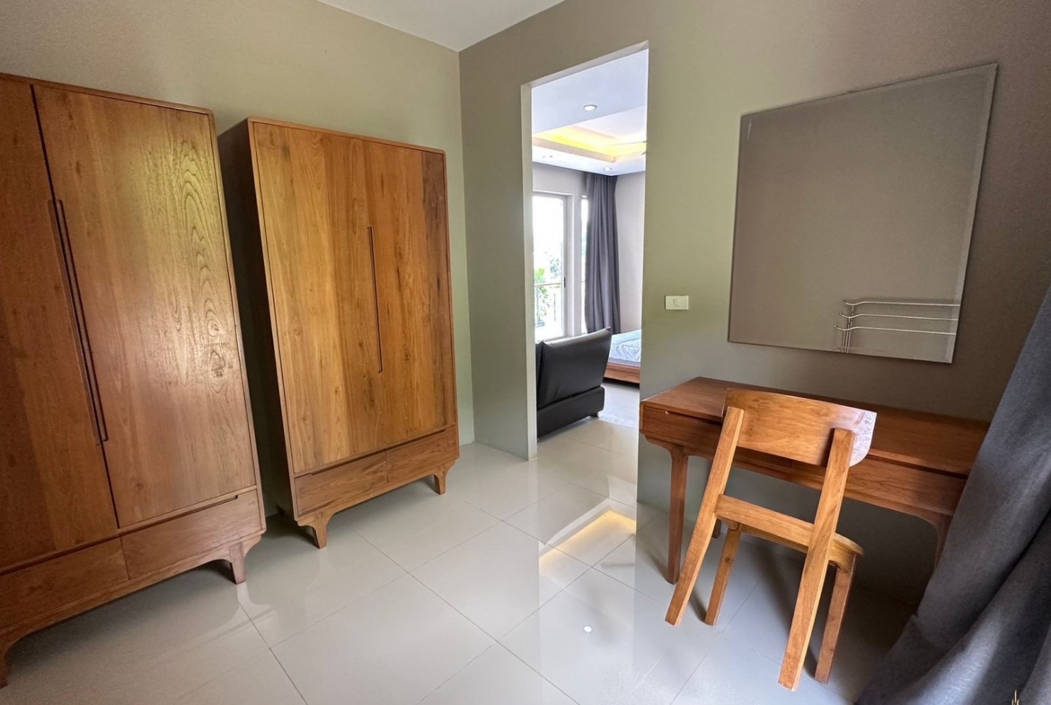 Modern Pool Villa newly Available in Chalong!!