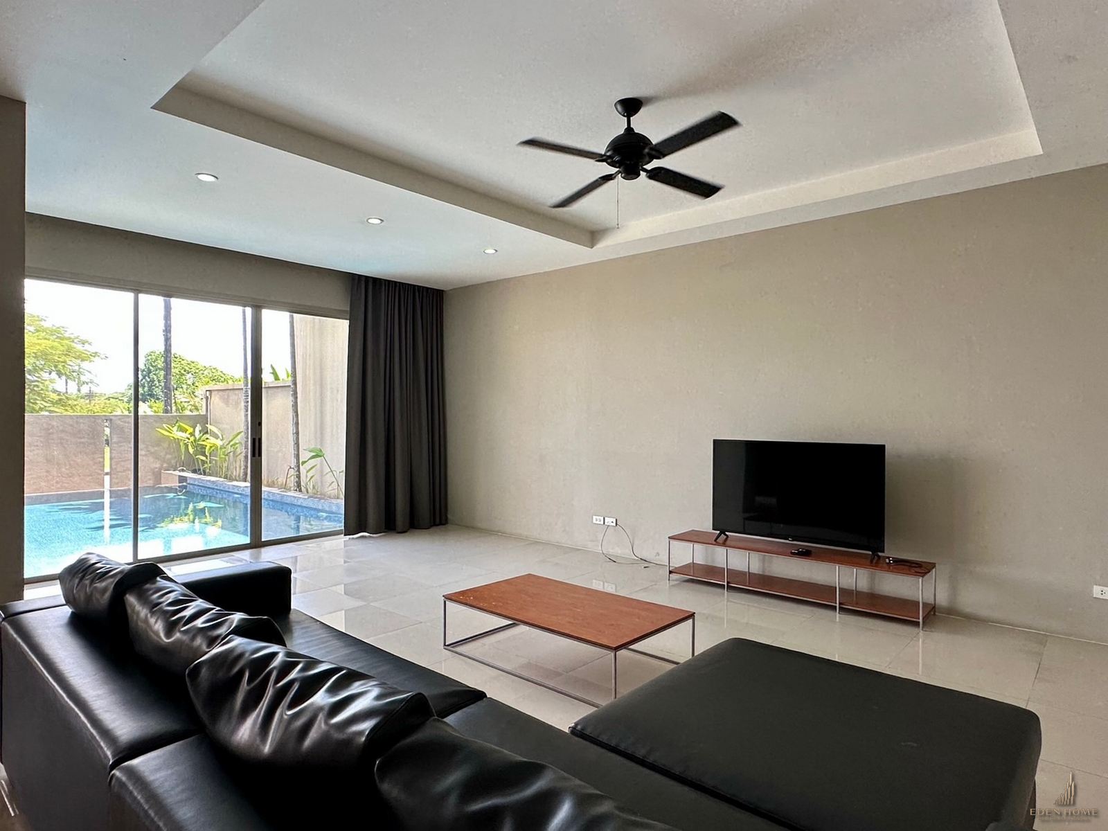 Modern Pool Villa newly Available in Chalong!!