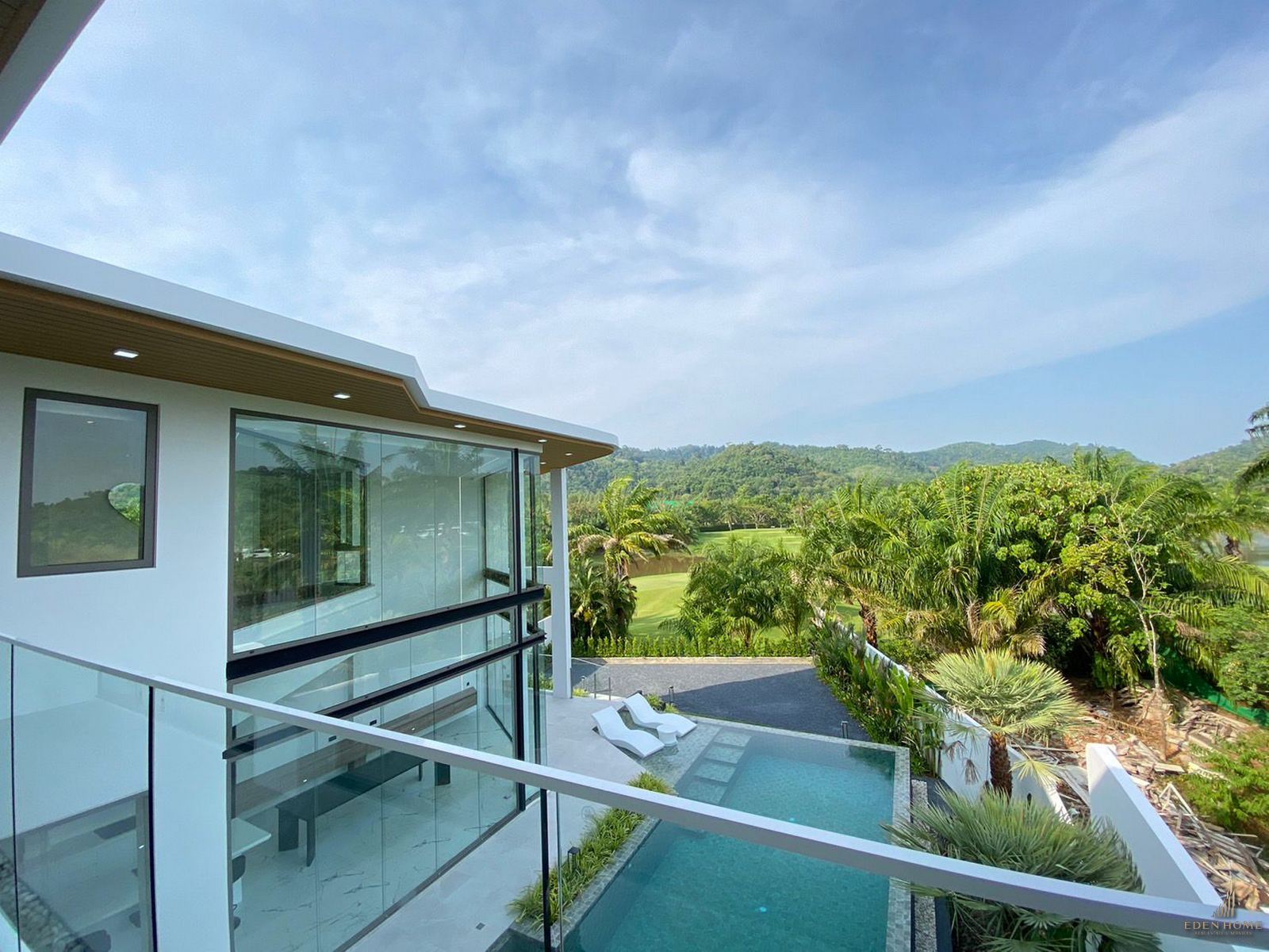 EHS-936_12 Luxury golf course view pool villa for sale at kathu!!