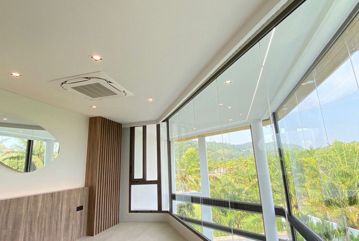 Luxury golf course view pool villa for sale at kathu!!
