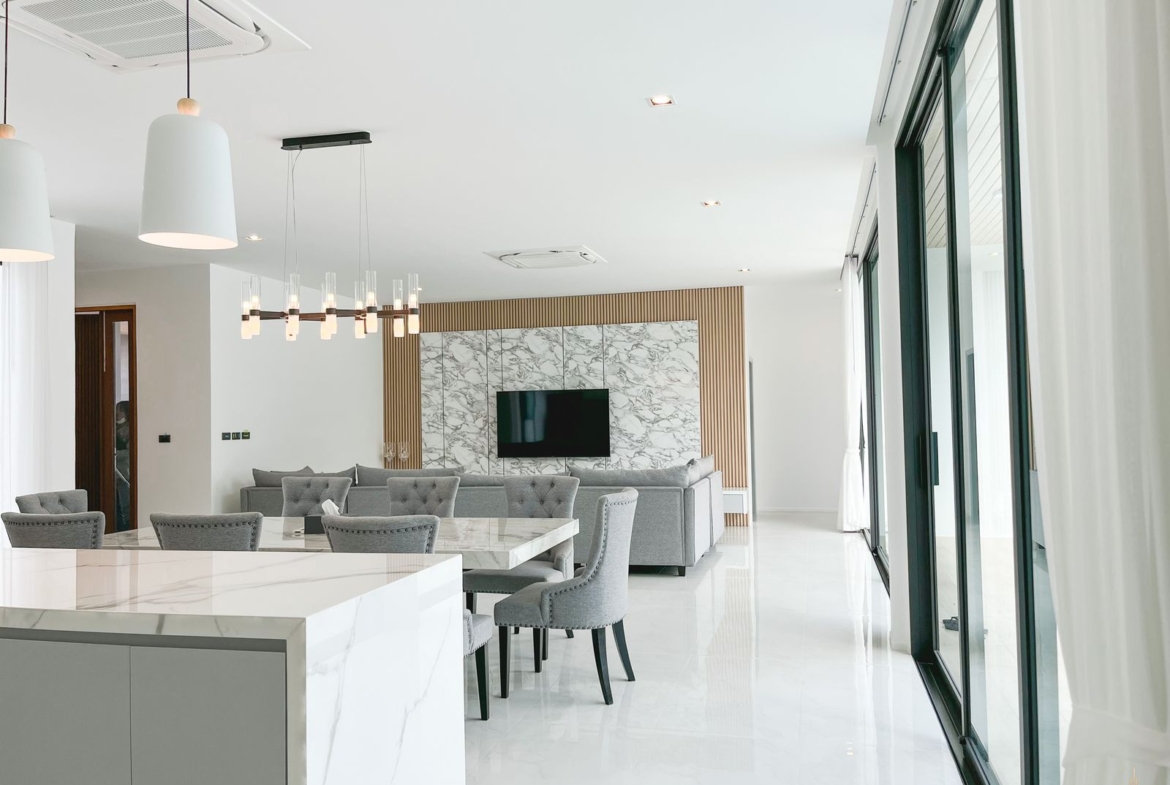 The modern villa for sale at Thalang