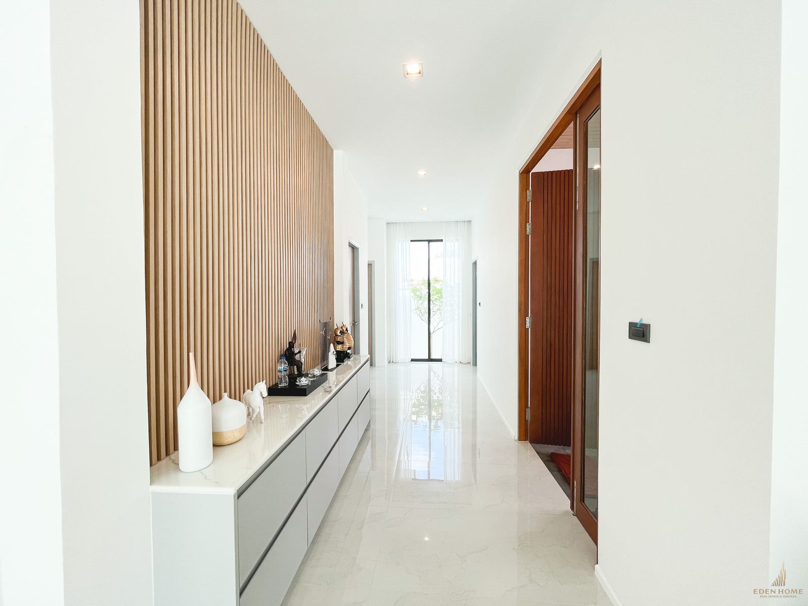 The modern villa for sale at Thalang