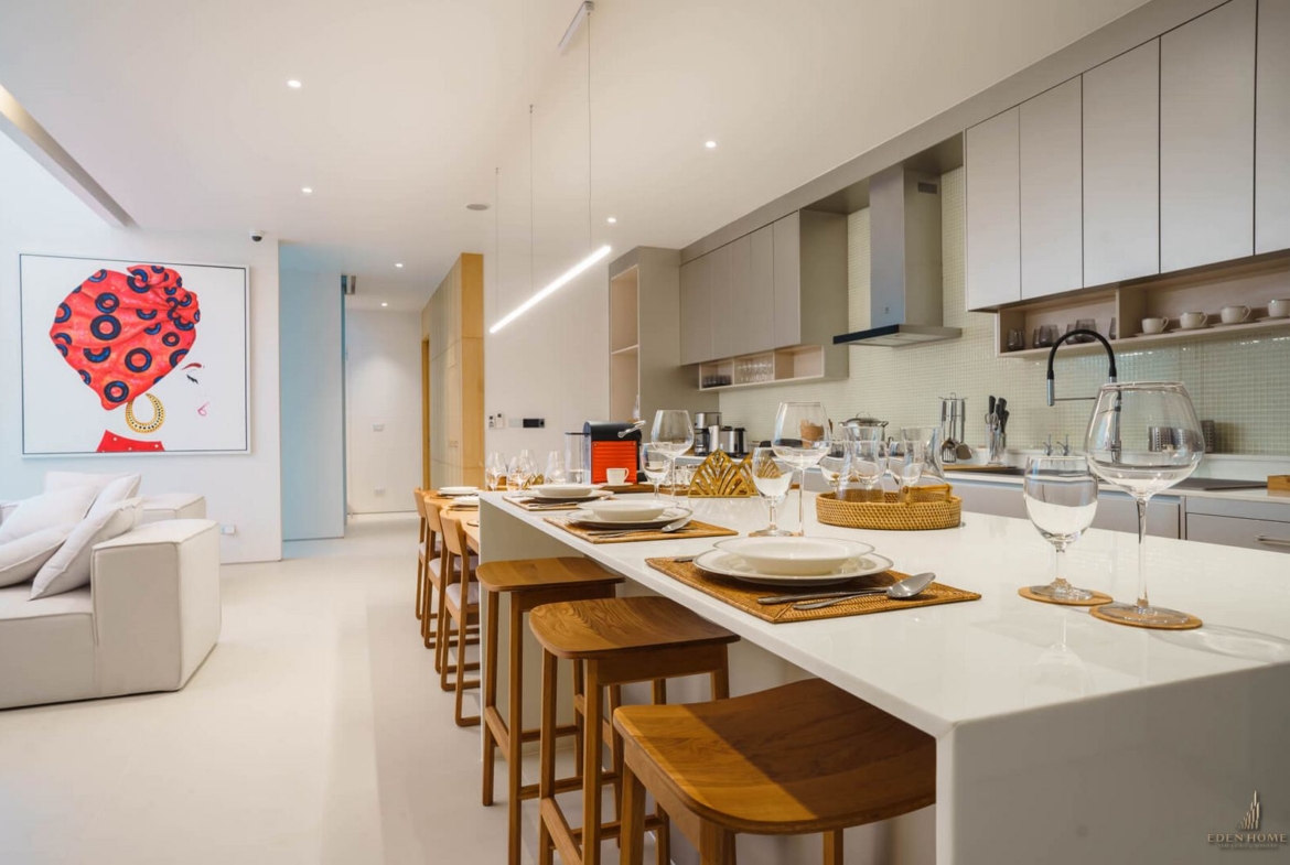 Modern-luxury villa for Sale in Pasak