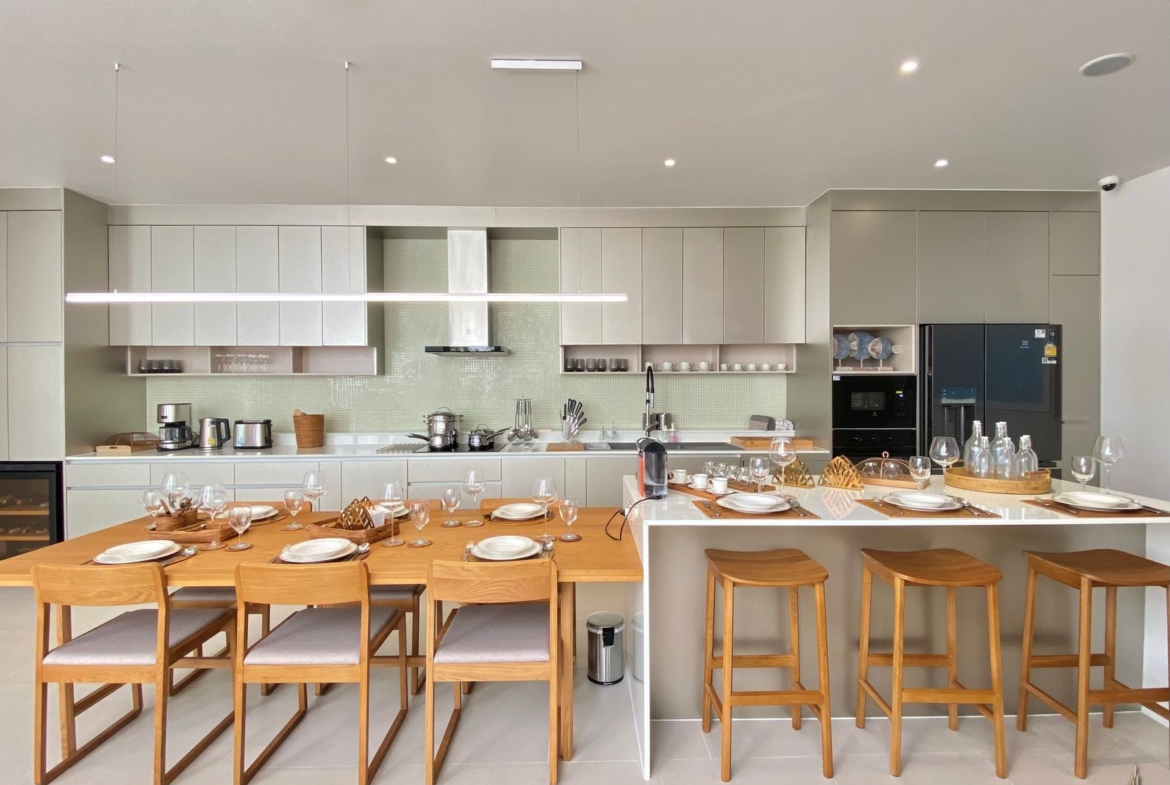 Modern-luxury villa for Sale in Pasak