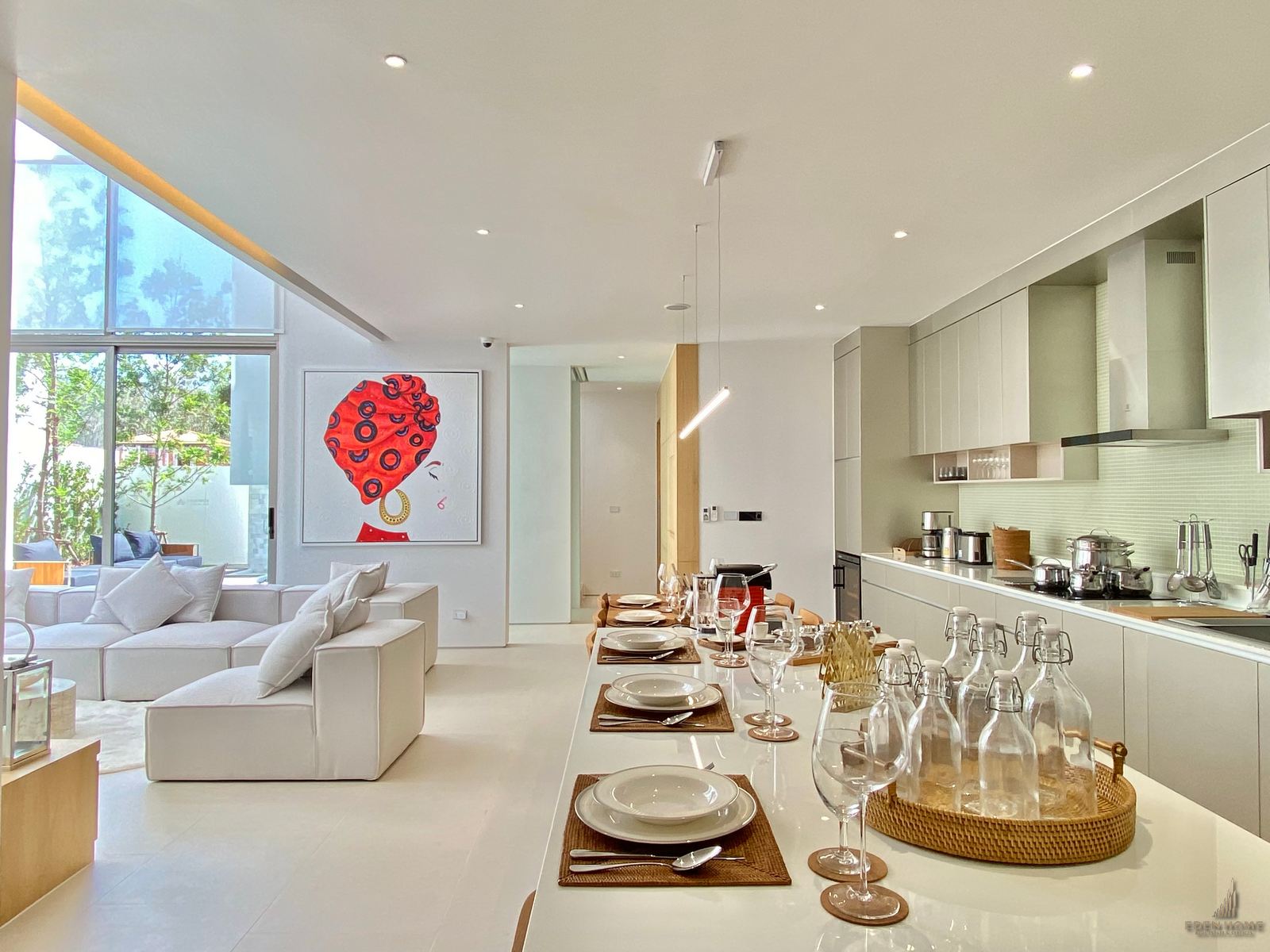 Modern-luxury villa for Sale in Pasak