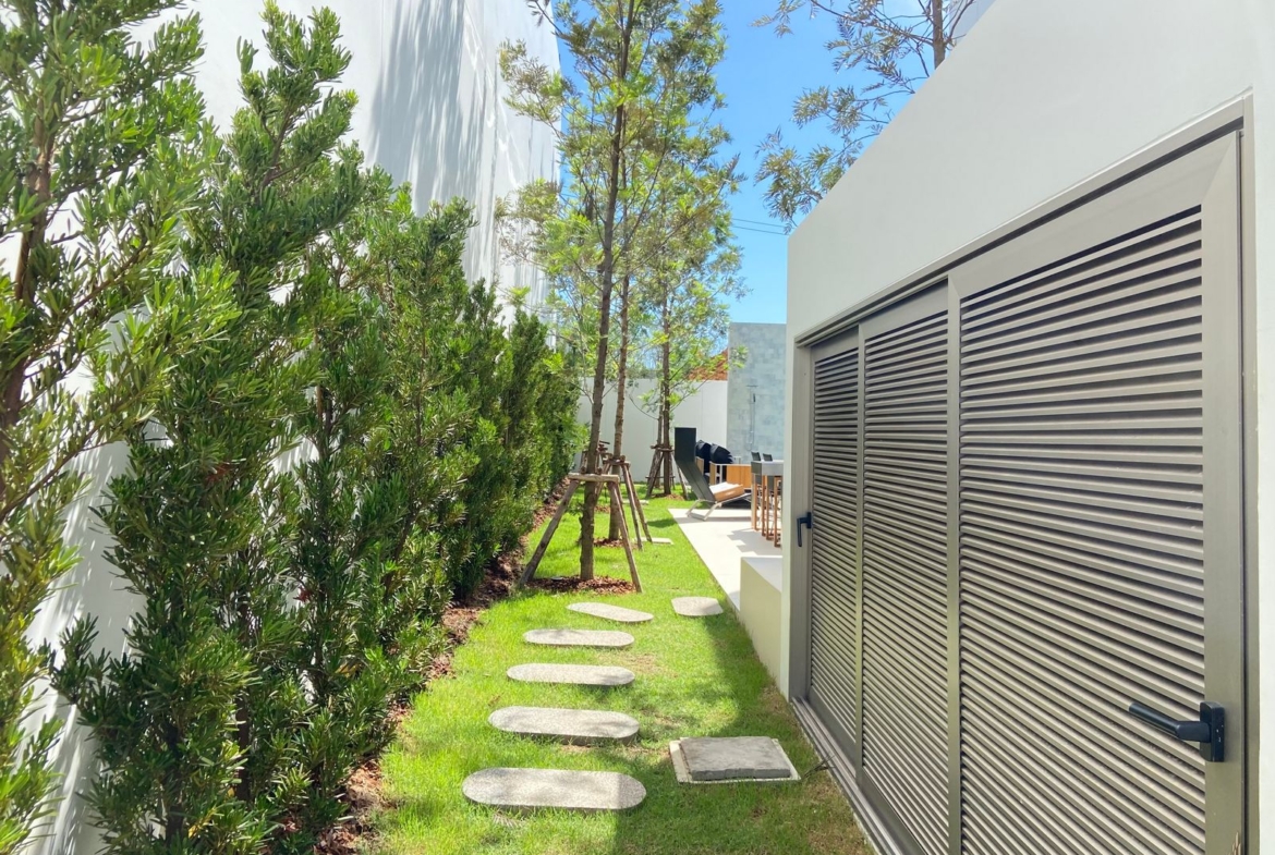 Modern-luxury villa for Sale in Pasak