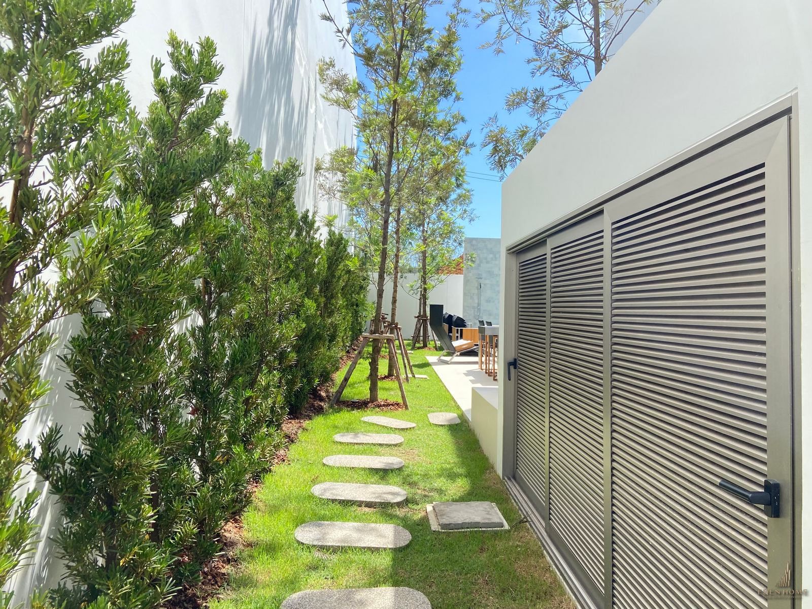 Modern-luxury villa for Sale in Pasak