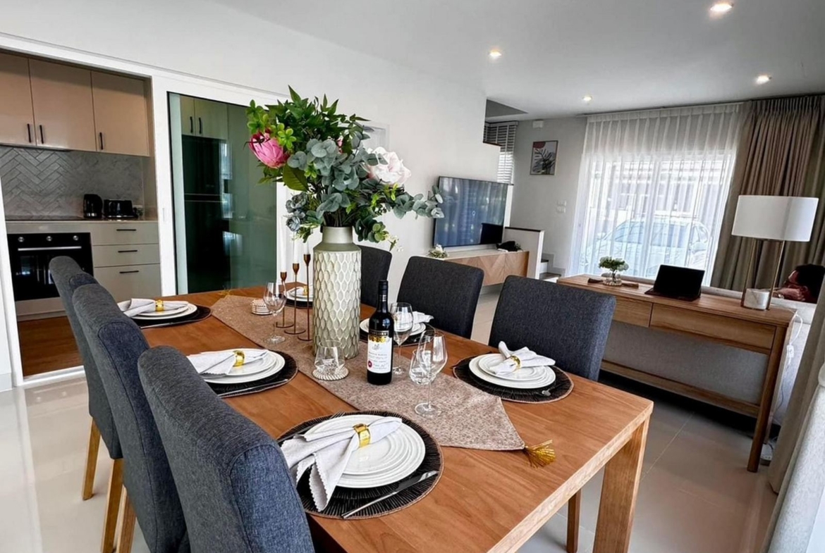 Modern house 3 bedrooms at Chalong