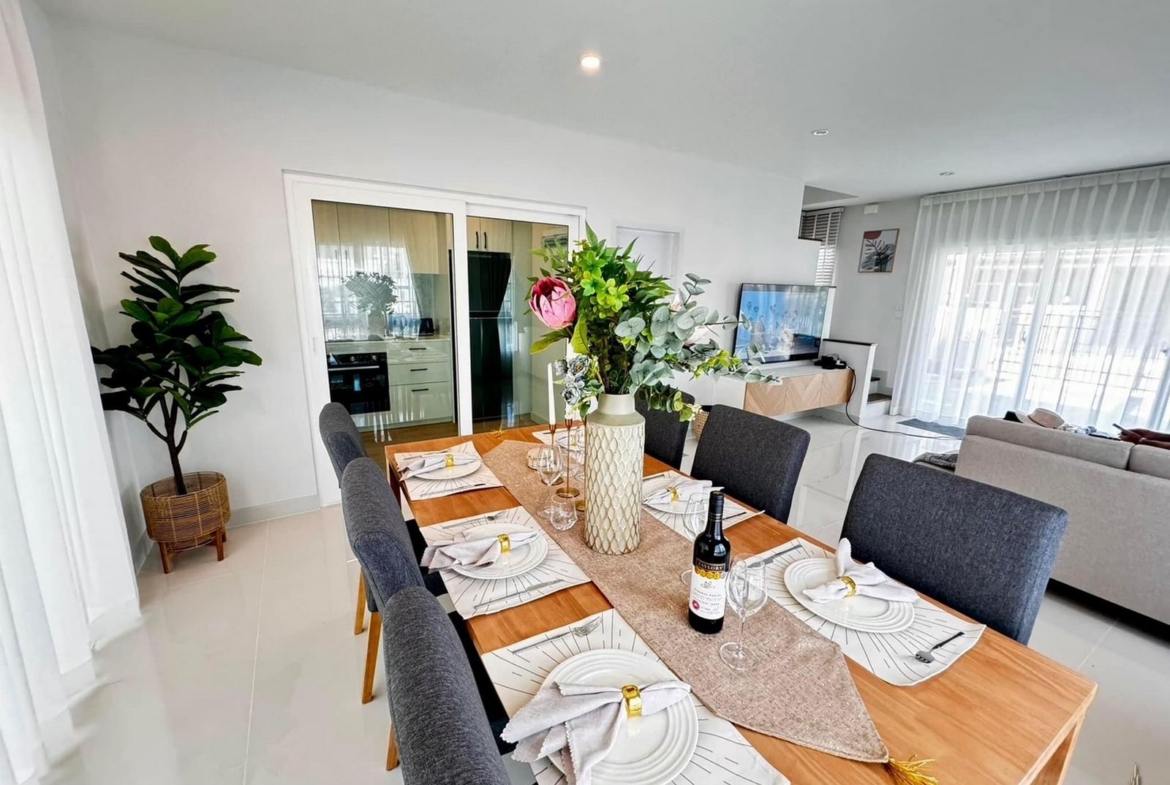 Modern house 3 bedrooms at Chalong