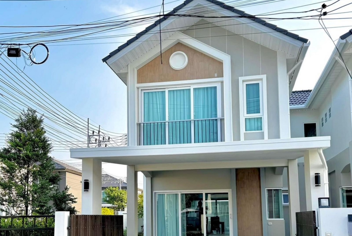 Modern house 3 bedrooms at Chalong