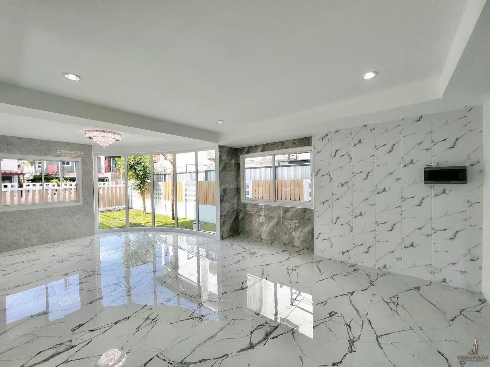 EHS-948_6 White house for sale in Kathu