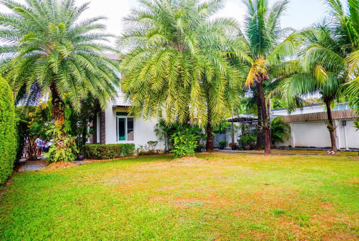 4 bedroom house for sale and rent in Chalong