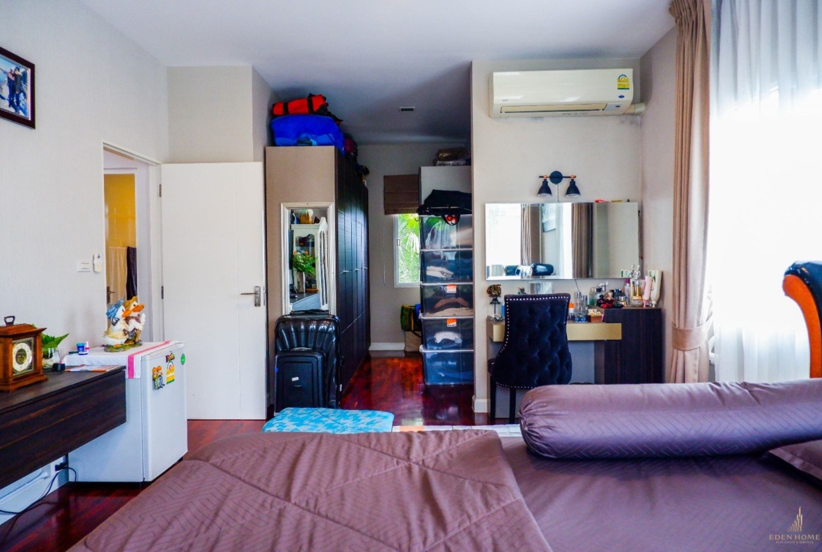 4 bedroom house for sale and rent in Chalong