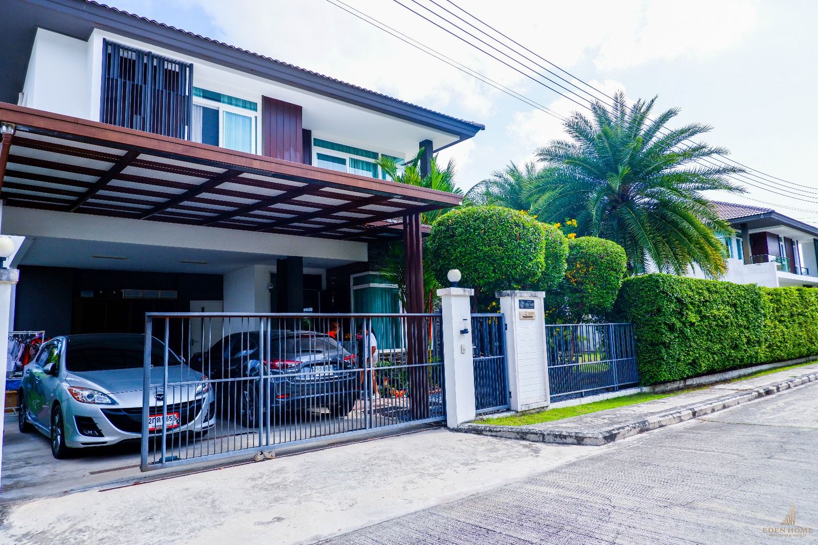 4 bedroom house for sale and rent in Chalong