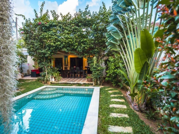 Bali style villa for rent in Rawai