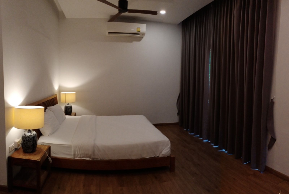 Private pool villa for rent at Chalong