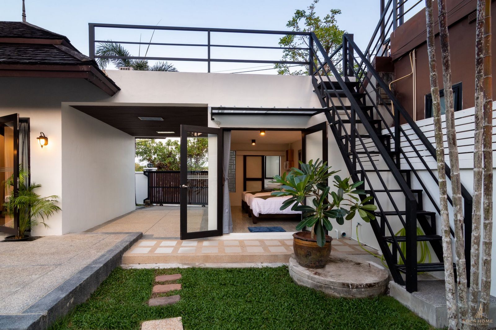 The spacious 3 bedroom villa for rent at Thalang