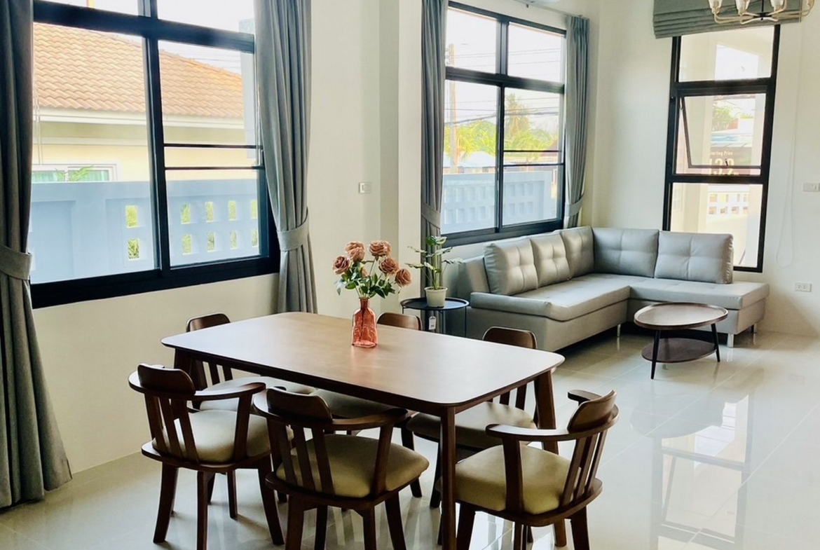 Modern House for rent at Chalong