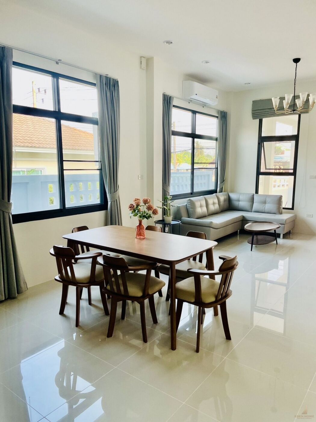 Modern House for rent at Chalong