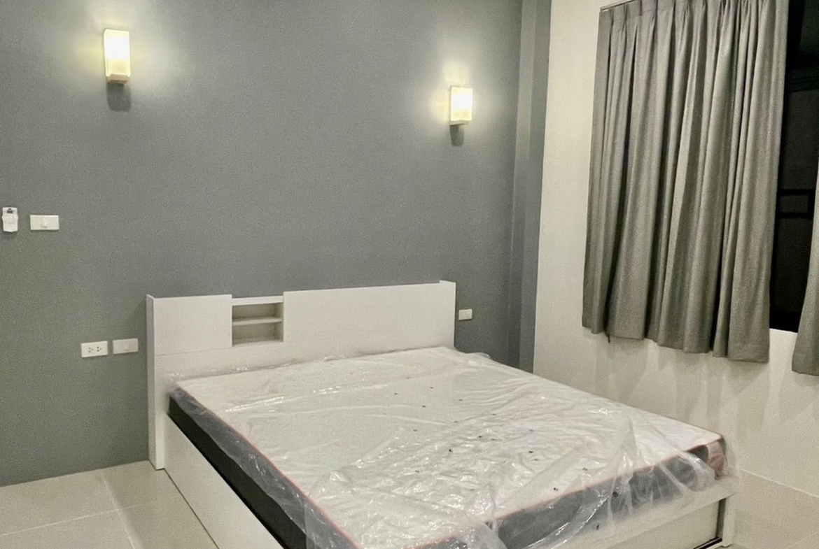 Modern House for rent at Chalong