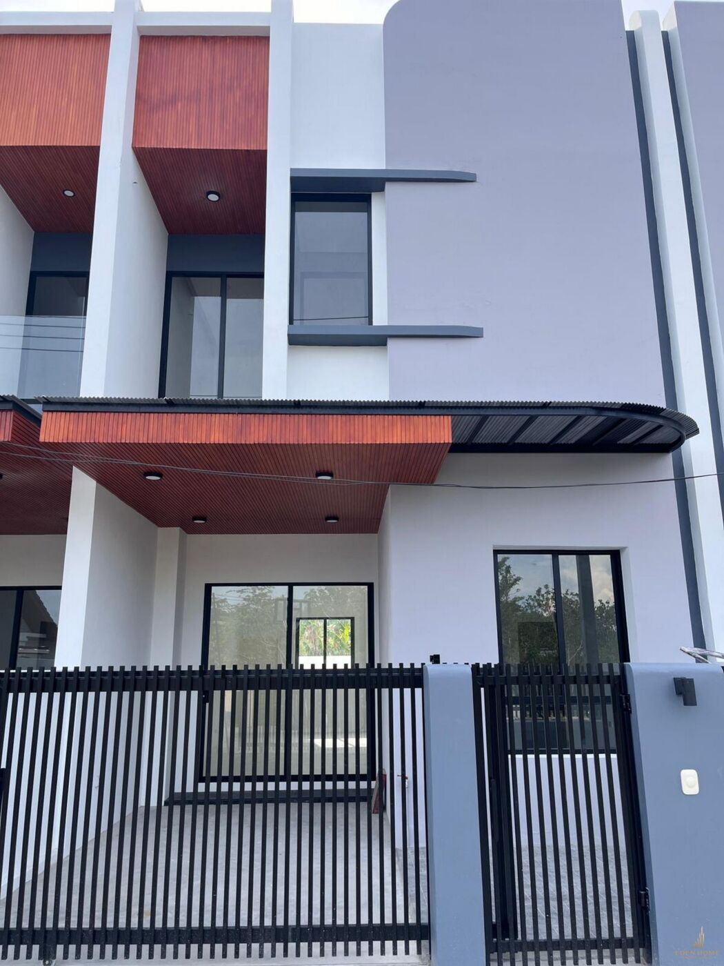EHS-953_17 Modern townhouse for sale at Chalong