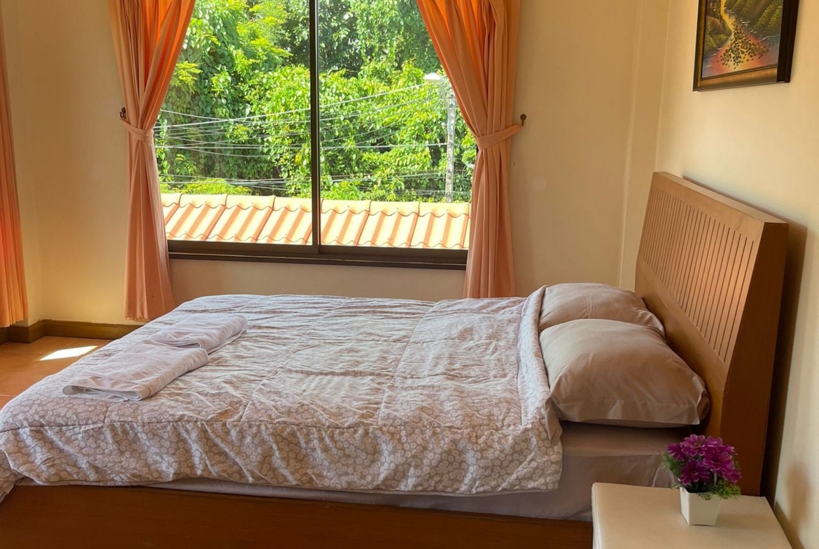 5-bedrooms villa at Rawai for Rent and Sale !