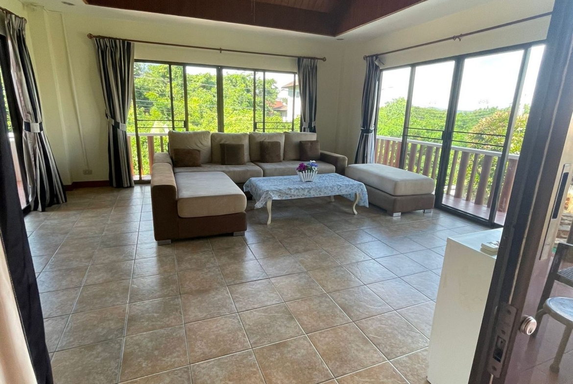 5-bedrooms villa at Rawai for Rent and Sale !