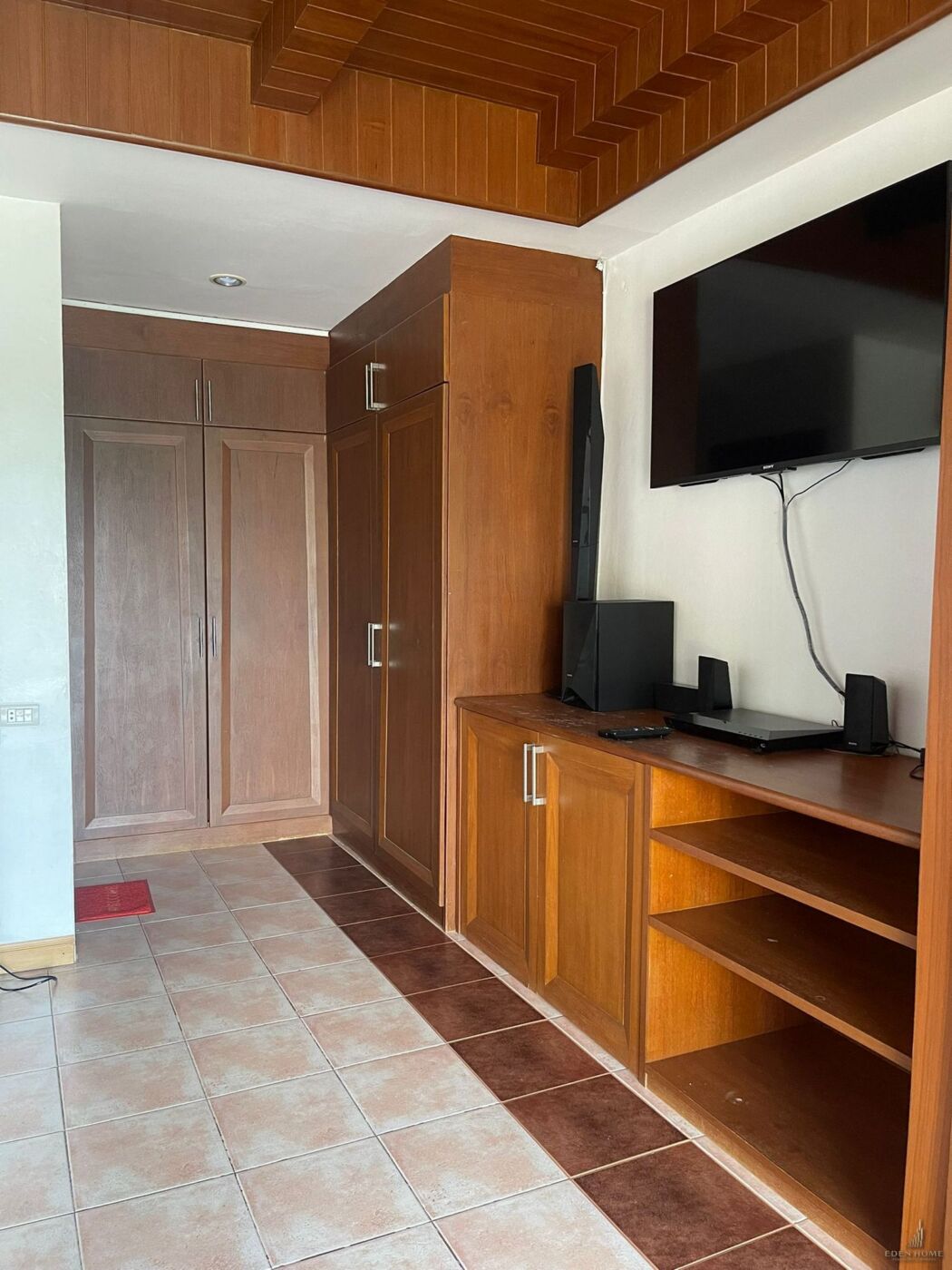 5-bedrooms villa at Rawai for Rent and Sale !