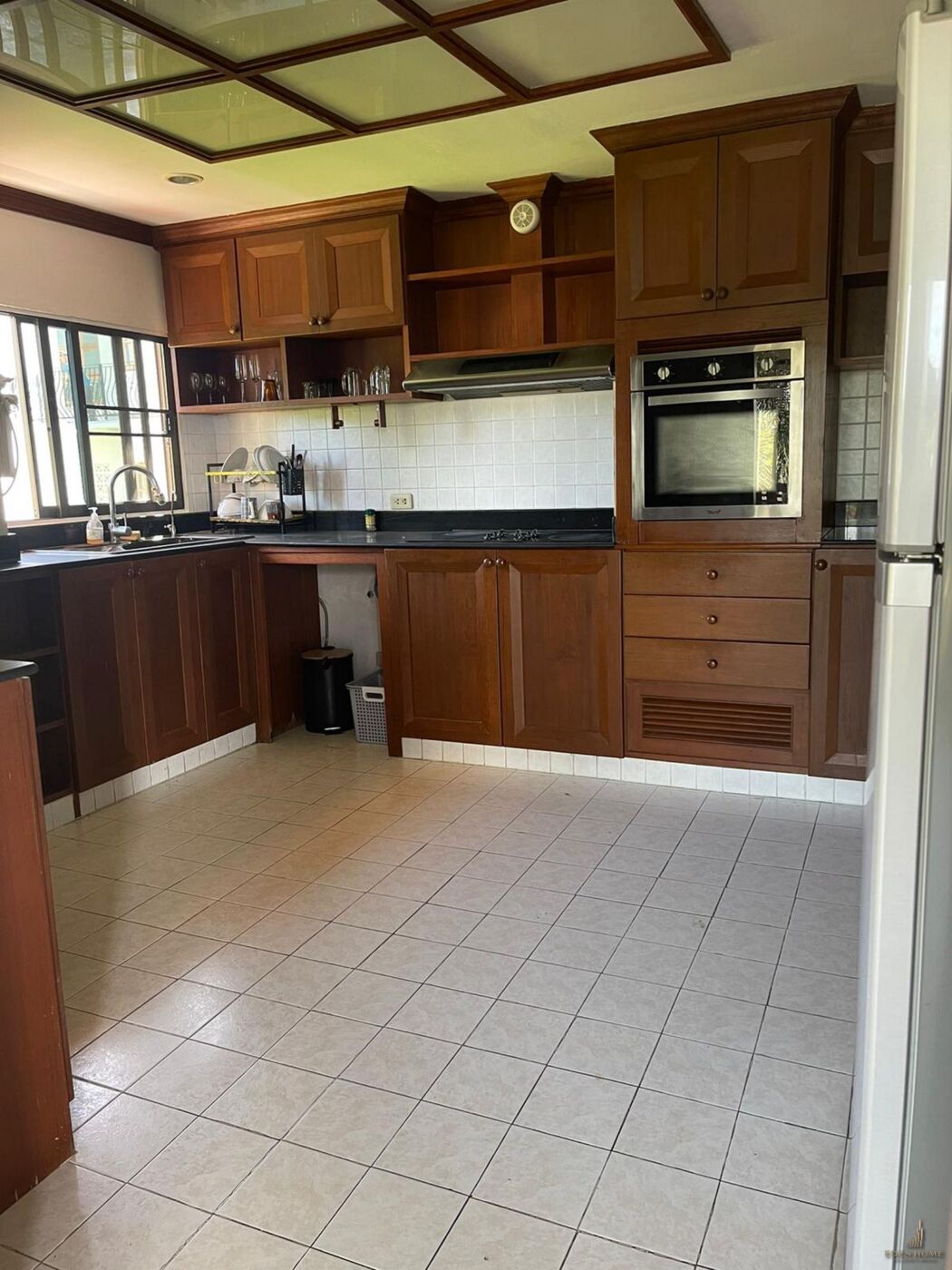 5-bedrooms villa at Rawai for Rent and Sale !