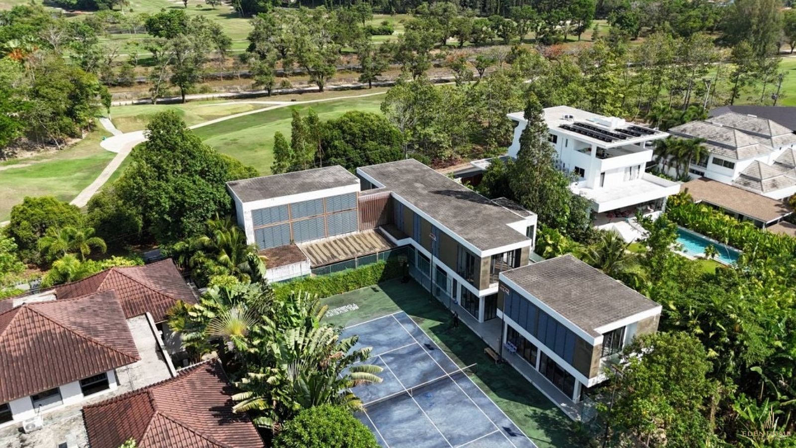 Luxury modern house for sale and rent at Kathu