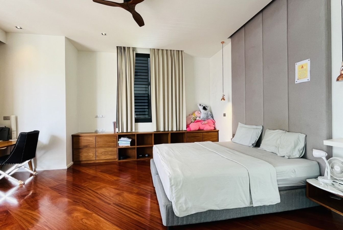 Luxury modern house for sale and rent at Kathu