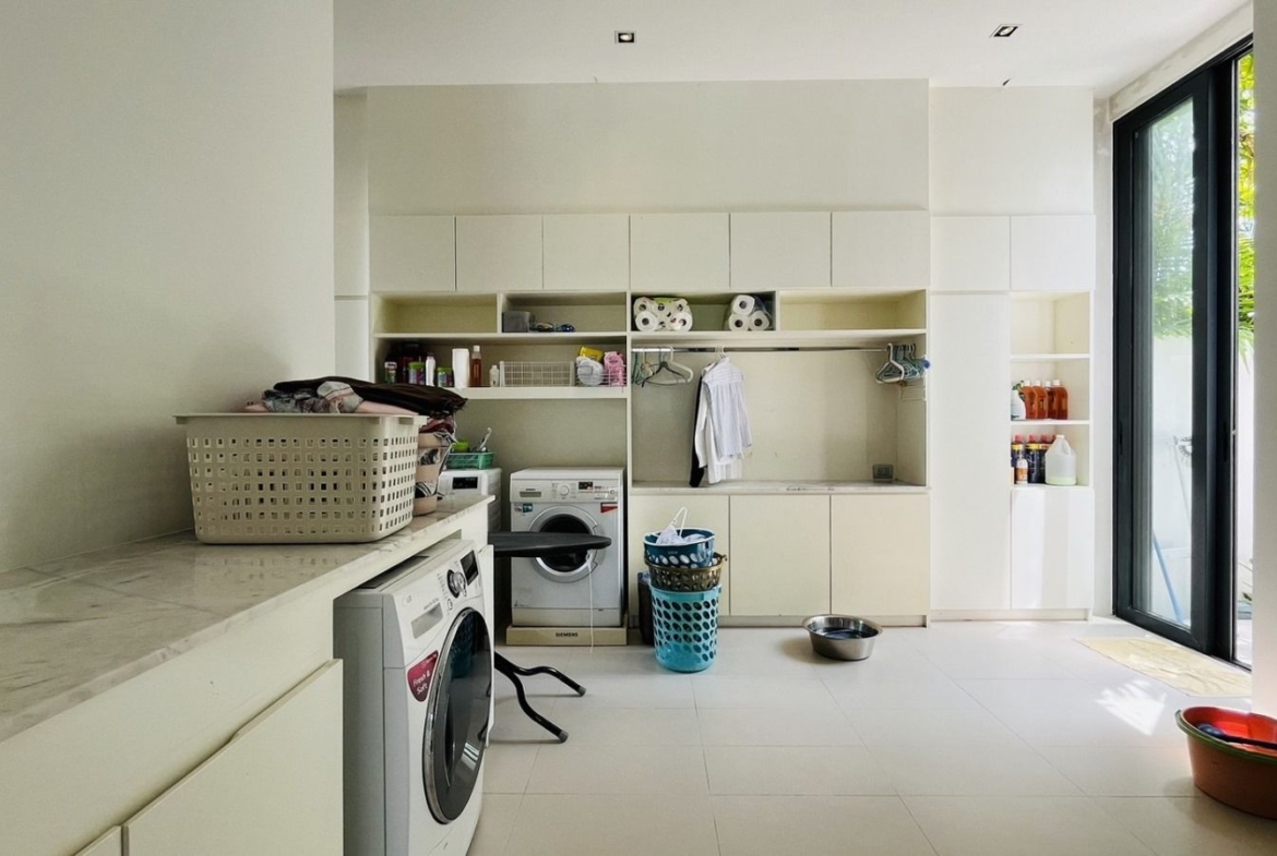Luxury modern house for sale and rent at Kathu