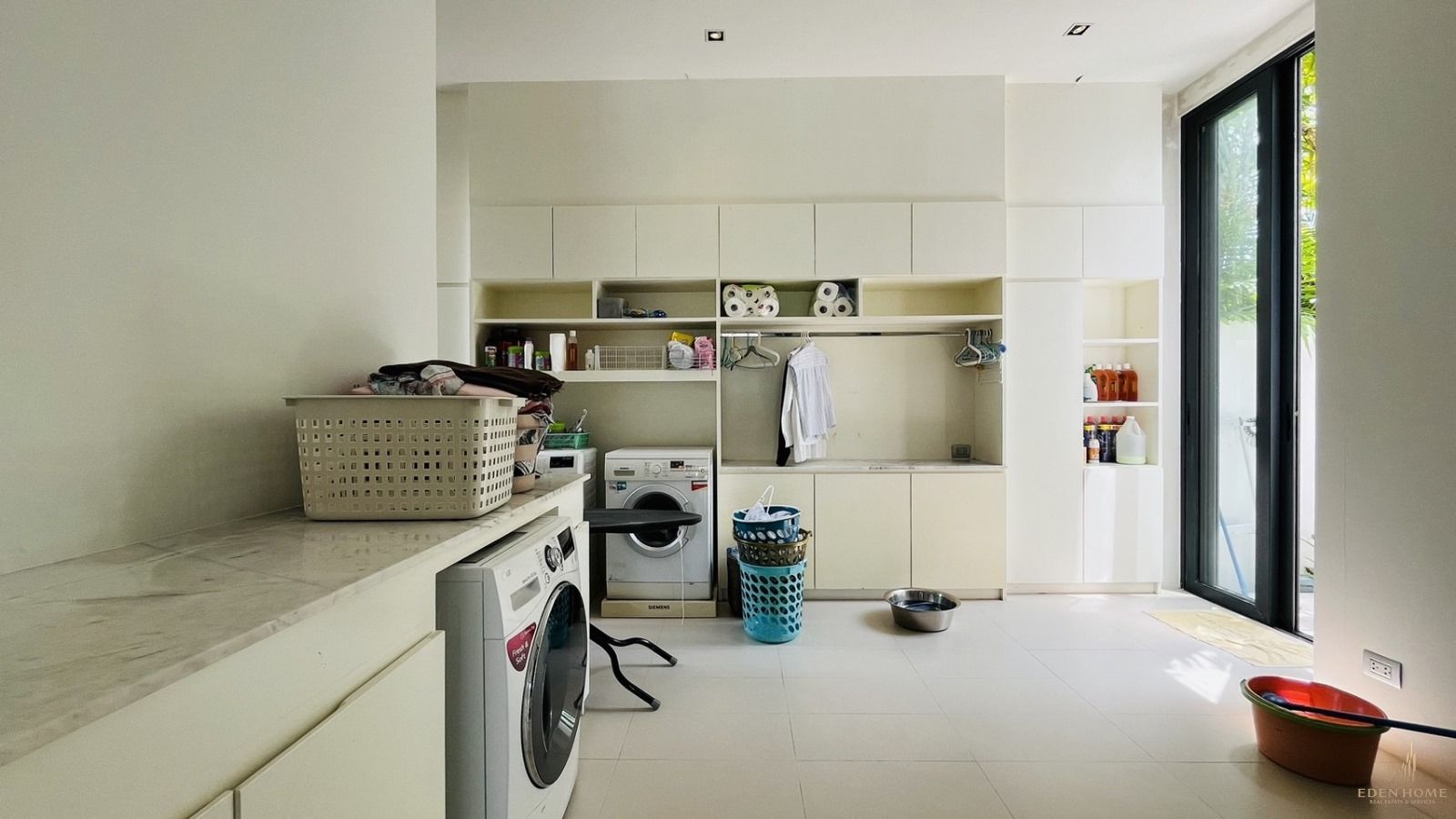 Luxury modern house for sale and rent at Kathu