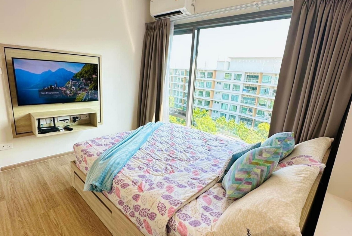 Newly unit condominium for rent at downtown Phuket