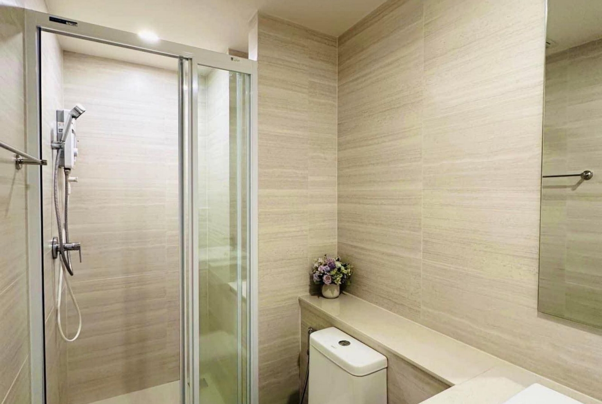 Newly unit condominium for rent at downtown Phuket