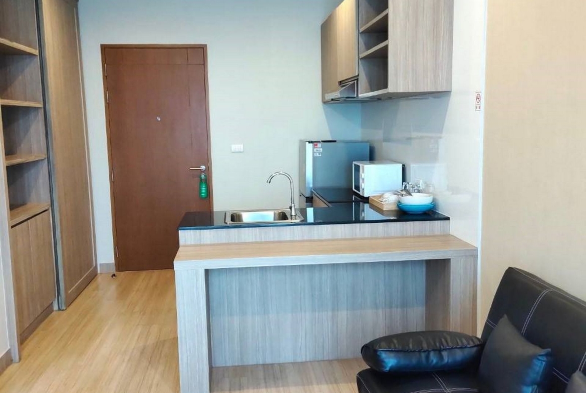 Stylish 1-bedroom condo in the heart of Phuket Town for sale