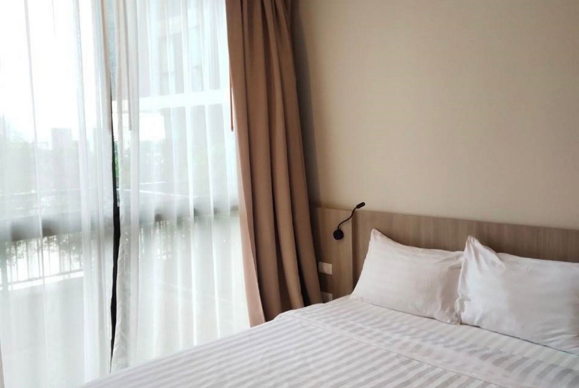 Stylish 1-bedroom condo in the heart of Phuket Town for sale