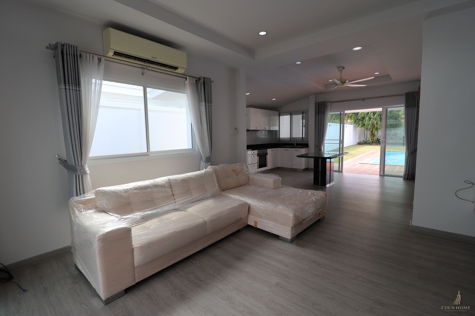 Charming Pool Villa for Sale in Paklok, Phuket!