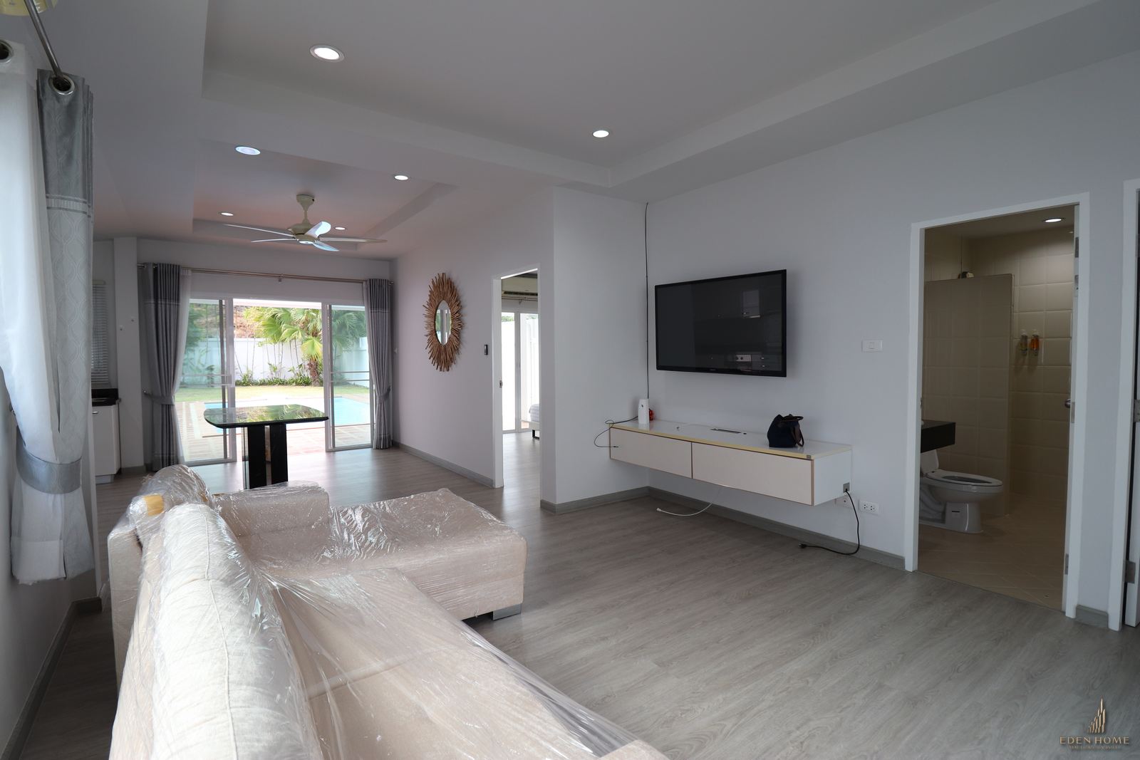 Charming Pool Villa for Sale in Paklok, Phuket!