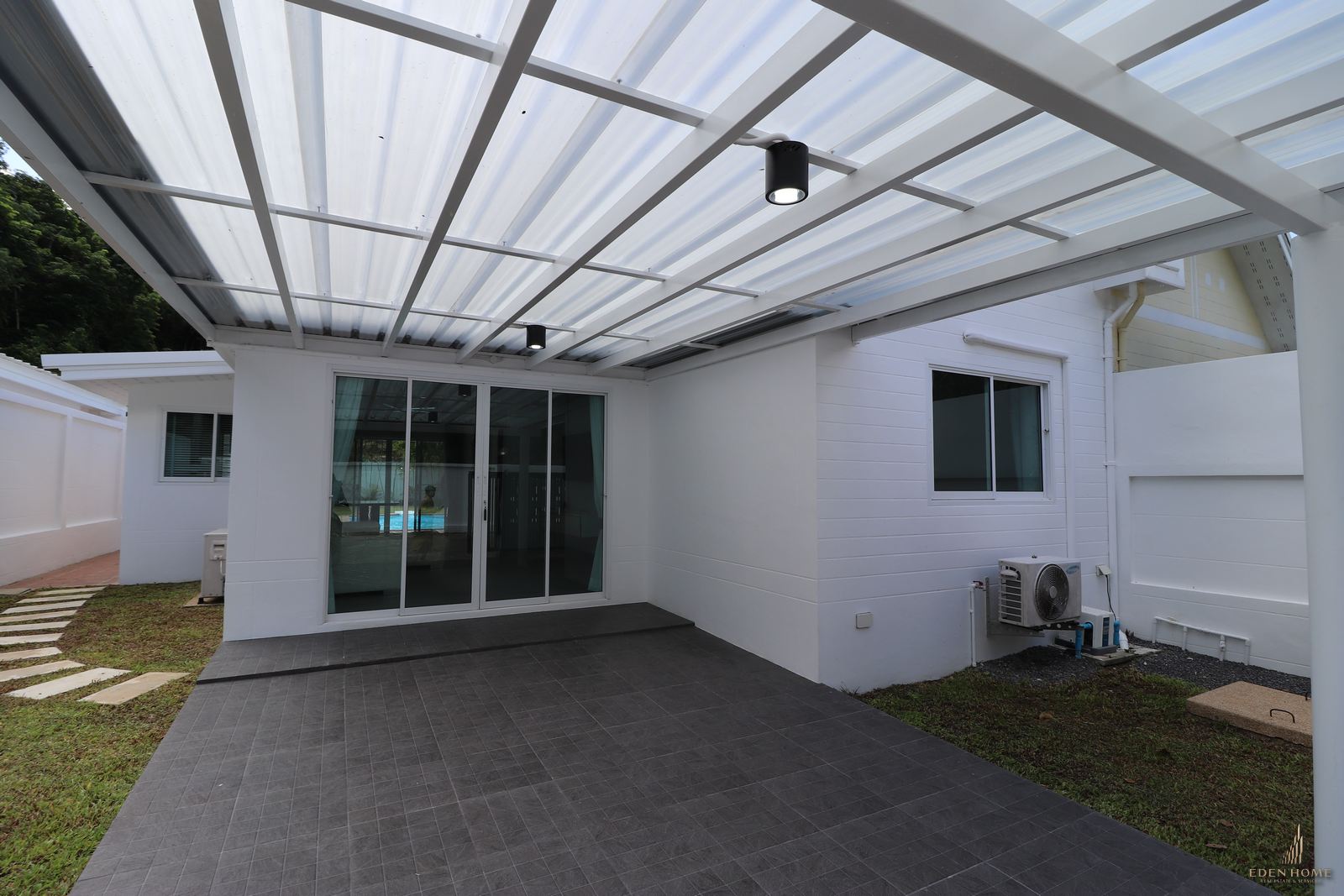 Charming Pool Villa for Sale in Paklok, Phuket!