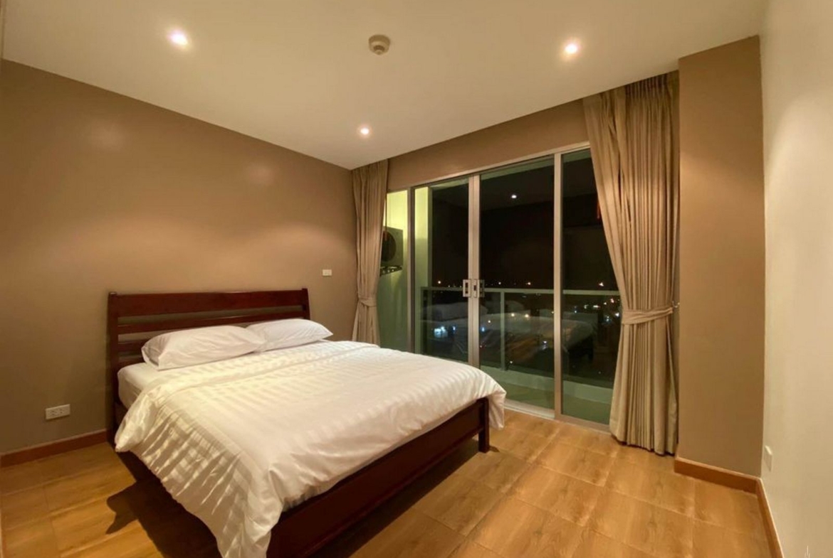 3 bedrooms Penthouse for sale at Phuket town